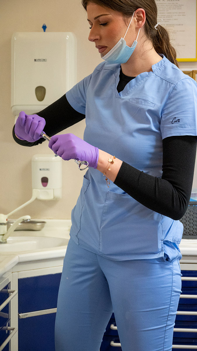 Posao dentalnog asistenta ‒ Mikrokvalifikacija za dentalno asistiranje