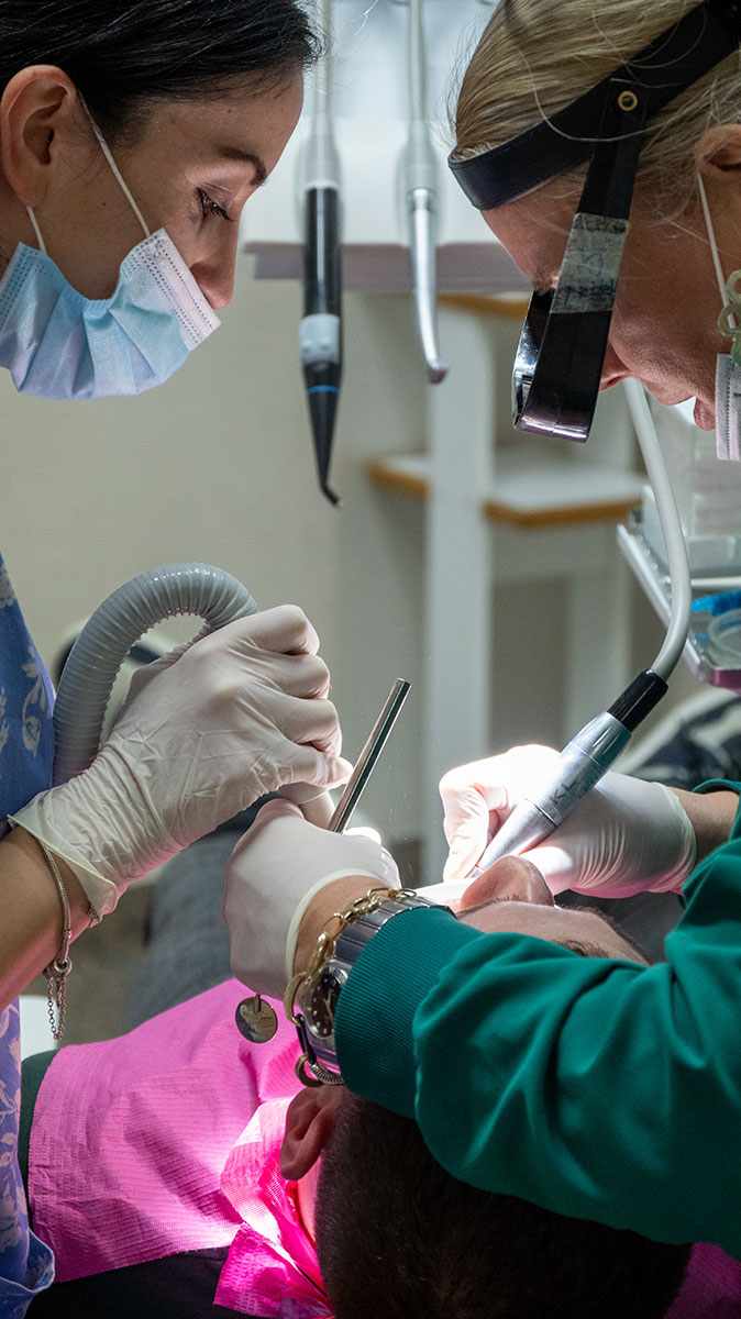 Posao dentalnog asistenta, emisija „Zdravi billi“, TV Dalmacija, Mikrokvalifikacija za dentalno asistiranje, dr. Ježina Bušelić, Alen Stranjik